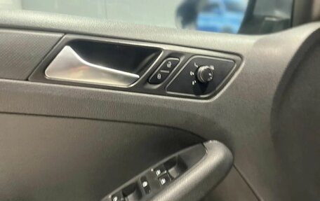 Volkswagen Jetta VI, 2015 год, 1 099 000 рублей, 19 фотография
