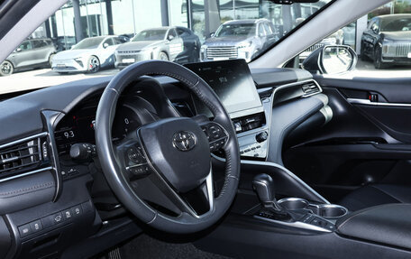 Toyota Camry, 2022 год, 3 100 000 рублей, 13 фотография
