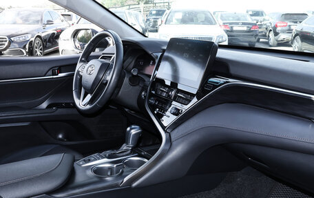 Toyota Camry, 2022 год, 3 100 000 рублей, 9 фотография