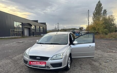 Ford Focus II рестайлинг, 2005 год, 375 000 рублей, 2 фотография