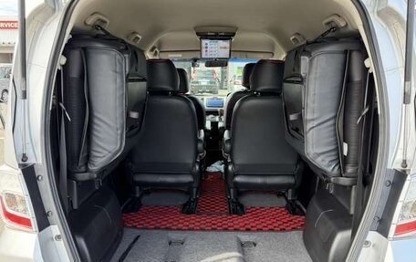 Honda Freed I, 2016 год, 927 000 рублей, 24 фотография