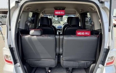 Honda Freed I, 2016 год, 927 000 рублей, 23 фотография