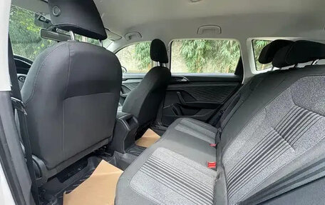 Volkswagen Tharu, 2023 год, 1 383 000 рублей, 6 фотография