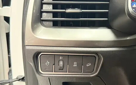 Haval H6, 2023 год, 1 390 000 рублей, 18 фотография