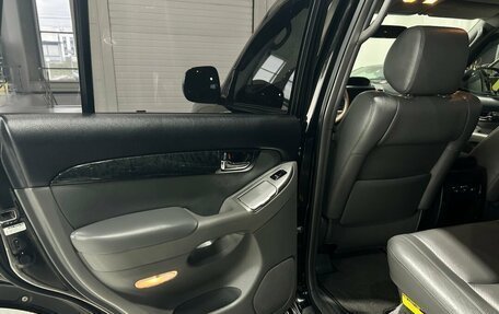 Toyota Land Cruiser Prado 120 рестайлинг, 2008 год, 3 149 000 рублей, 16 фотография