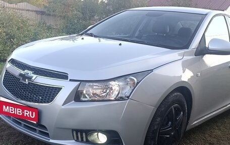 Chevrolet Cruze II, 2012 год, 519 000 рублей, 2 фотография