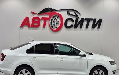 Skoda Rapid I, 2018 год, 1 430 000 рублей, 8 фотография