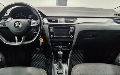 Skoda Rapid I, 2018 год, 1 430 000 рублей, 10 фотография