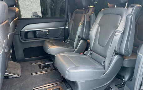 Mercedes-Benz V-Класс, 2022 год, 9 100 000 рублей, 21 фотография