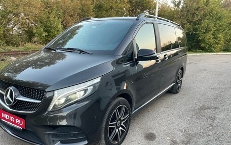 Mercedes-Benz V-Класс, 2022 год, 9 100 000 рублей, 27 фотография