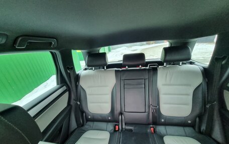 Volkswagen Touareg III, 2017 год, 2 590 000 рублей, 2 фотография
