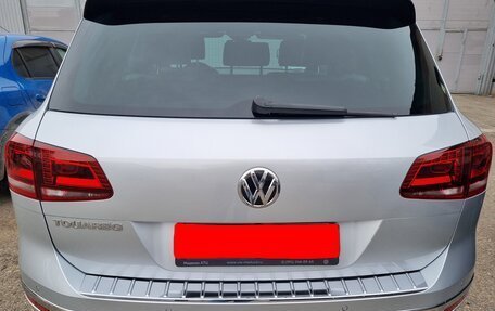 Volkswagen Touareg III, 2017 год, 2 590 000 рублей, 4 фотография