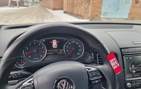 Volkswagen Touareg III, 2017 год, 2 590 000 рублей, 6 фотография