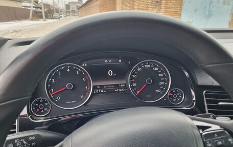 Volkswagen Touareg III, 2017 год, 2 590 000 рублей, 7 фотография