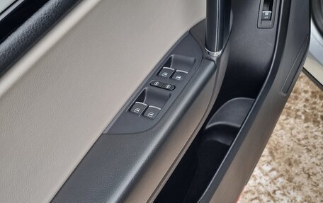 Volkswagen Touareg III, 2017 год, 2 590 000 рублей, 8 фотография