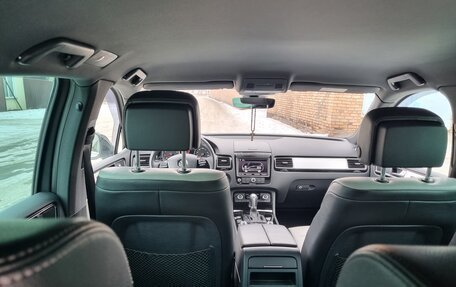 Volkswagen Touareg III, 2017 год, 2 590 000 рублей, 13 фотография