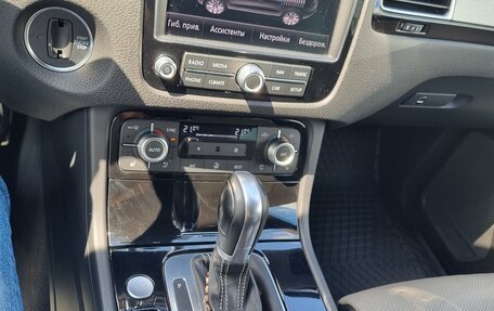 Volkswagen Touareg III, 2017 год, 2 590 000 рублей, 20 фотография