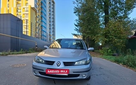 Renault Laguna II, 2005 год, 300 000 рублей, 2 фотография