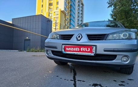 Renault Laguna II, 2005 год, 300 000 рублей, 13 фотография