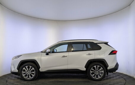 Toyota RAV4, 2022 год, 3 770 000 рублей, 8 фотография
