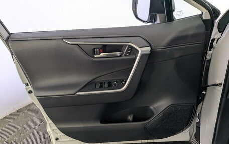 Toyota RAV4, 2022 год, 3 770 000 рублей, 22 фотография