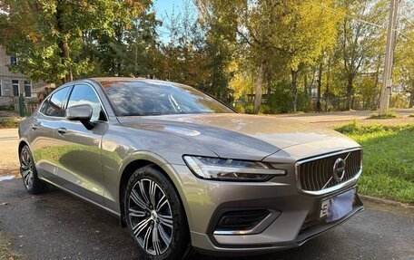 Volvo S60 III, 2019 год, 3 100 000 рублей, 1 фотография