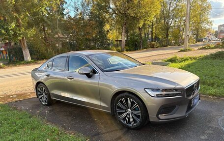 Volvo S60 III, 2019 год, 3 100 000 рублей, 2 фотография