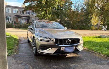 Volvo S60 III, 2019 год, 3 100 000 рублей, 11 фотография