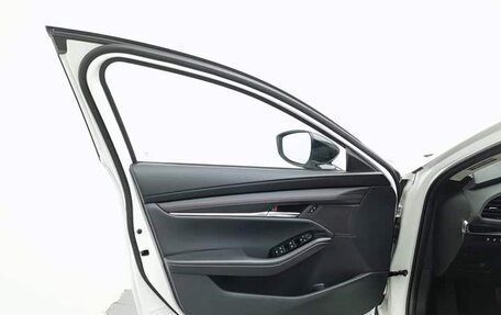 Mazda 3, 2023 год, 1 357 000 рублей, 6 фотография