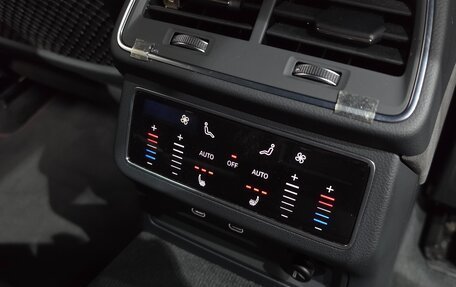Audi RS 6, 2021 год, 17 260 000 рублей, 10 фотография