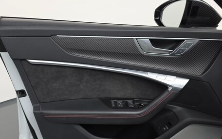 Audi RS 6, 2021 год, 17 260 000 рублей, 23 фотография