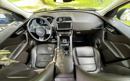 Jaguar F-Pace, 2019 год, 2 550 000 рублей, 4 фотография