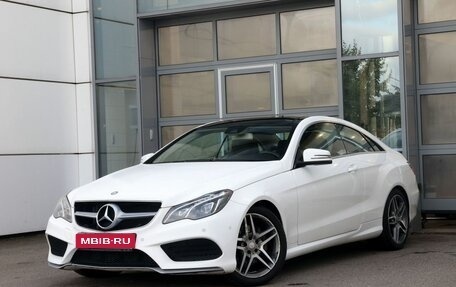 Mercedes-Benz E-Класс, 2015 год, 2 200 000 рублей, 1 фотография