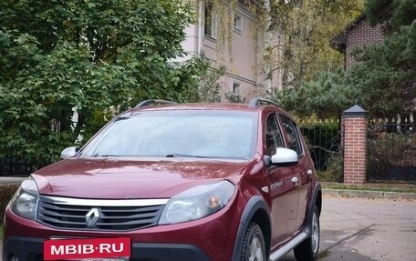 Renault Sandero I, 2012 год, 565 000 рублей, 2 фотография