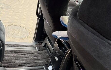 Toyota Alphard III, 2019 год, 3 950 000 рублей, 14 фотография