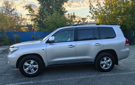 Toyota Land Cruiser 200, 2009 год, 2 780 000 рублей, 6 фотография