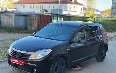Renault Sandero I, 2011 год, 370 000 рублей, 1 фотография