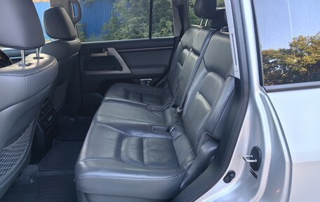 Toyota Land Cruiser 200, 2009 год, 2 780 000 рублей, 26 фотография