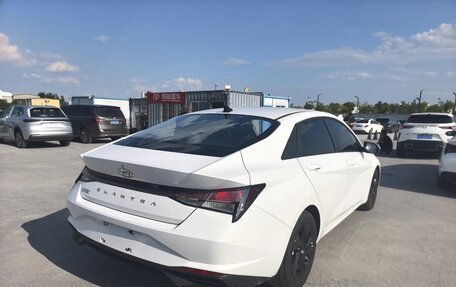 Hyundai Elantra, 2023 год, 1 610 000 рублей, 4 фотография