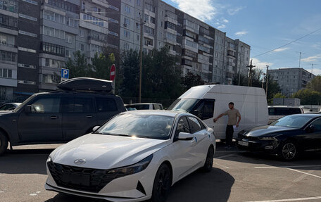 Hyundai Elantra, 2023 год, 1 610 000 рублей, 7 фотография
