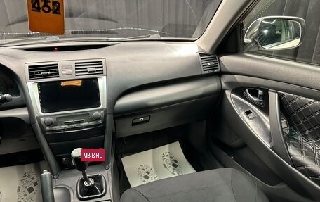 Toyota Camry, 2007 год, 749 999 рублей, 15 фотография