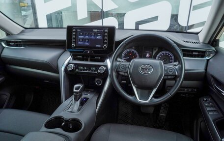 Toyota Harrier, 2020 год, 3 570 000 рублей, 11 фотография