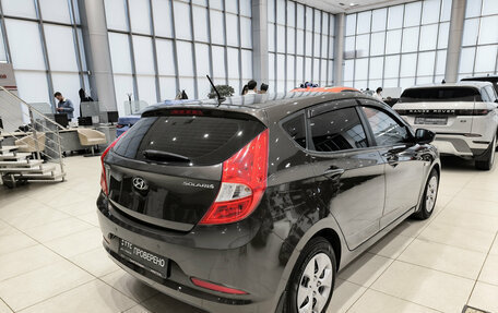 Hyundai Solaris II рестайлинг, 2015 год, 1 030 000 рублей, 5 фотография