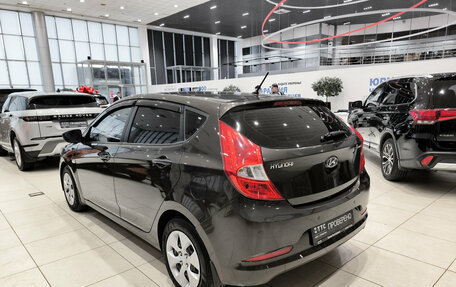 Hyundai Solaris II рестайлинг, 2015 год, 1 030 000 рублей, 7 фотография
