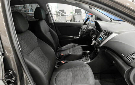 Hyundai Solaris II рестайлинг, 2015 год, 1 030 000 рублей, 11 фотография