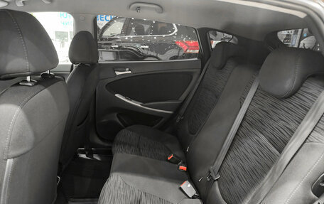 Hyundai Solaris II рестайлинг, 2015 год, 1 030 000 рублей, 12 фотография