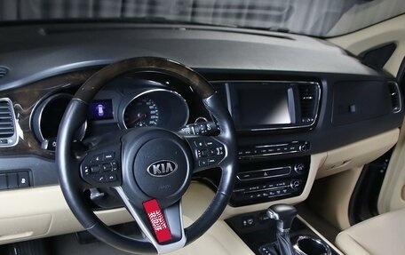 KIA Carnival III, 2019 год, 2 499 000 рублей, 9 фотография