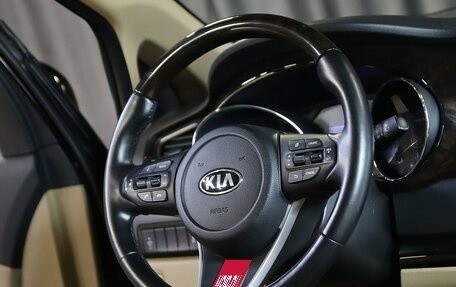 KIA Carnival III, 2019 год, 2 499 000 рублей, 10 фотография
