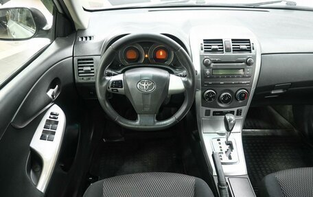 Toyota Corolla, 2012 год, 999 900 рублей, 11 фотография