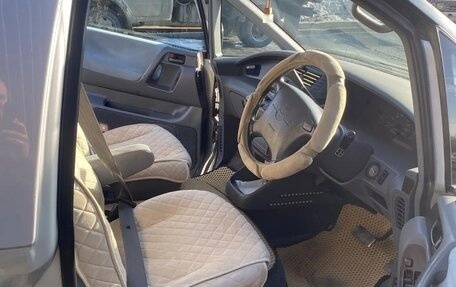 Toyota Estima III рестайлинг -2, 1999 год, 520 000 рублей, 1 фотография